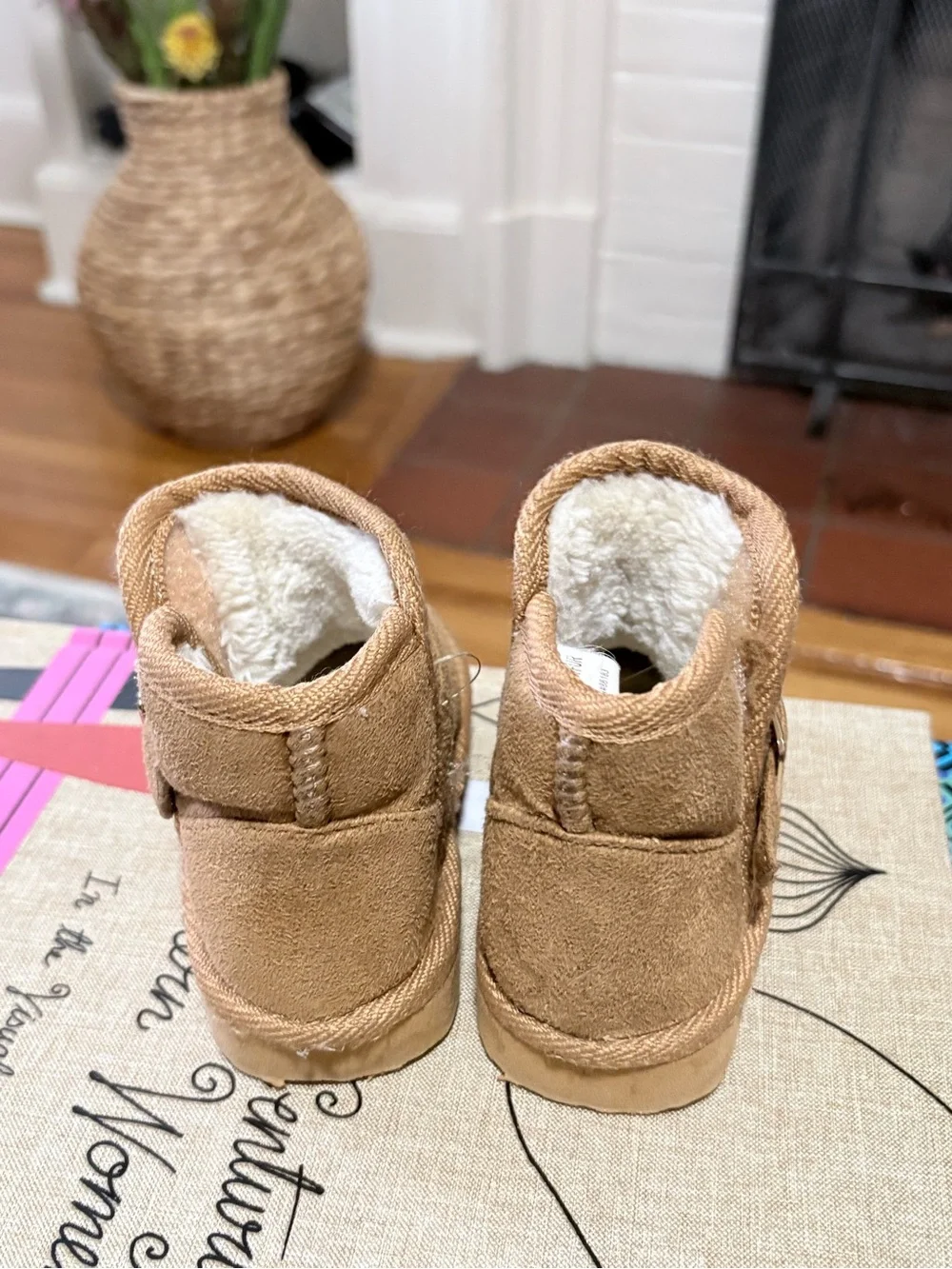 Capelli of New York cozy tan